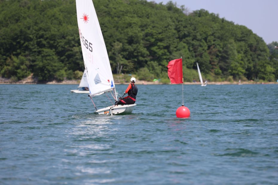 Eva Deichmann auf dem Sorpesee.    Bild: Deichmann