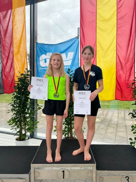 Pia Diepolder, Bad Soden Bronzemedaille und Tanja Wolgin, Fulda Silbermedaille    Foto: Emily Hermann