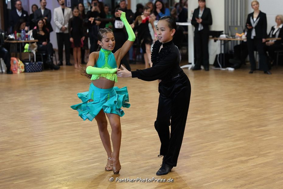 Platz drei bei den Junioren I - Lekang Luca Xi / Eleonora Rivarolo (TSC Metropol Hofheim)    Bild: Robert Panther