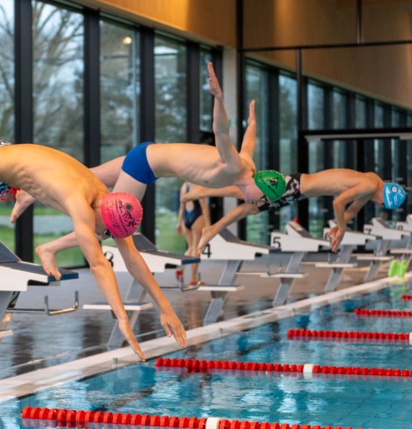 Perfekte Schwimmbedingungen bot die 50-Meter-Bahn des Darmstädter Nordbades.    Bild: Lothar Rößling