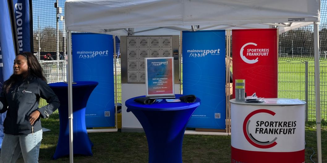 Mit dabei: Der Stand des Sportportals "Mainova Sport Rhein-Main".    Bild: Sportkreis Frankfurt, Kerstin Heimberg