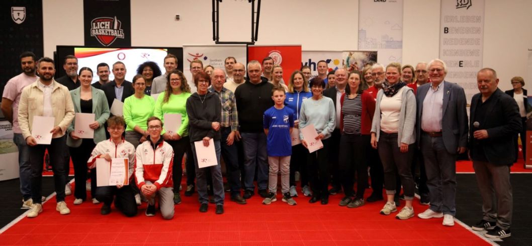 19 Vereine wurden mit dem Sport-Innovationspreis ausgezeichnet    Bild: Harald Friedrich