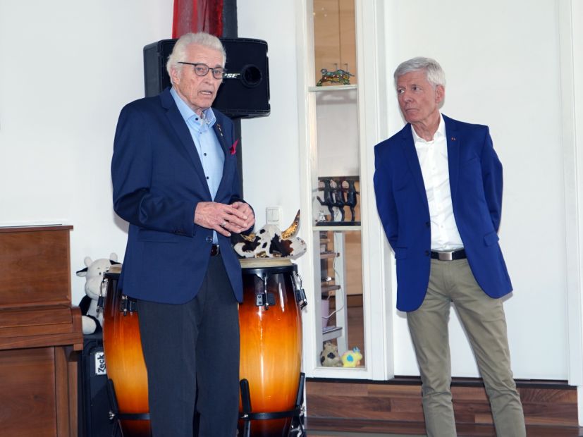 Auch der Ehrenpräsident des Sportkreises Offenbach, Peter Dinkel, wünschte alles Gute.    Bild: Ralf Wächter