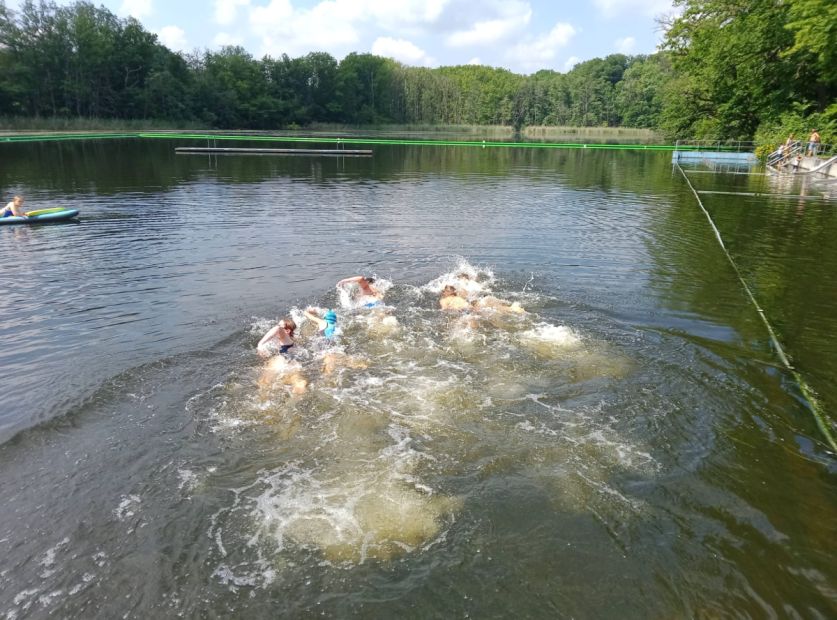 Auf dem Gelände des Licher Waldschwimmbades findet das HTV-TriFinder Pfingstcamp statt.    Bild: Roland Limberg