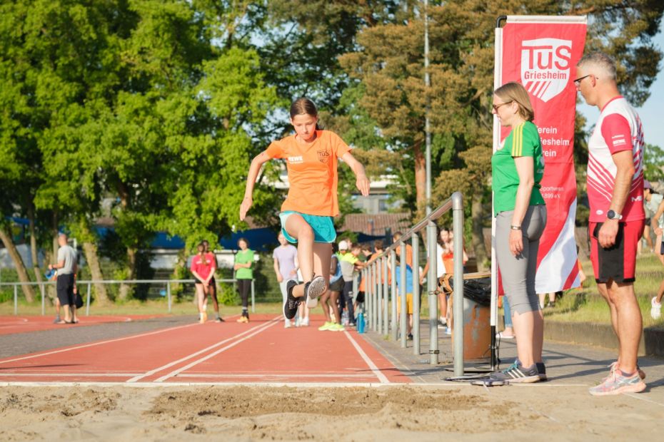 Weiter Sprung!    Bild: Ellen Lewis