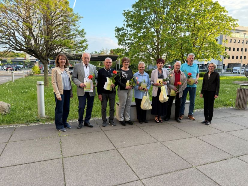 Auf dem Foto: Die Geehrten Sportler/Sportlerinnen, die das Sportabzeichen 25 -50mal erworben haben. Ulrike Andres (30x); Philipp Brunner (35x); Mandred Büttner (30x); Heinrich Dorndorf (40x), Heide Fürstenhöfer (50x), Heidrun Sparkul (50x); Franz Haberzettl (25x) sowie Heinrich Dorndorf für 30 Jahre Prüfertätigkeit und Dieter Laub für 40 Jahre Prüfertätigkeit. Nicht zur Ehrung anwesend sein konnten: Silvia Becker (35x), Cornelia Behr (25x), Gerhard Dörr (35x), Jürgen Peters (40x) und Daniele Wärner (30x)    Bild: Sportkreis GG