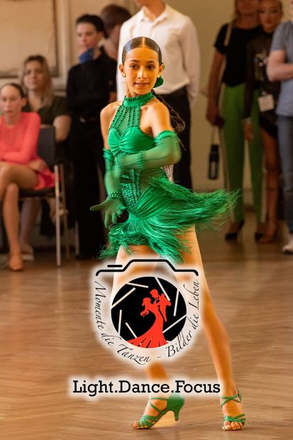 Eleonora Rivarolo (TSC Metropol Hofheim)    Bild: Ludger Peters, lightdancefocus.eu