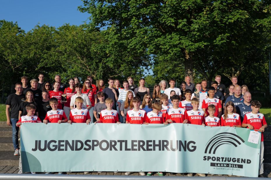 Gruppenbild Jugensportlerehrung    Bild: Sportjugend Lahn-Dill
