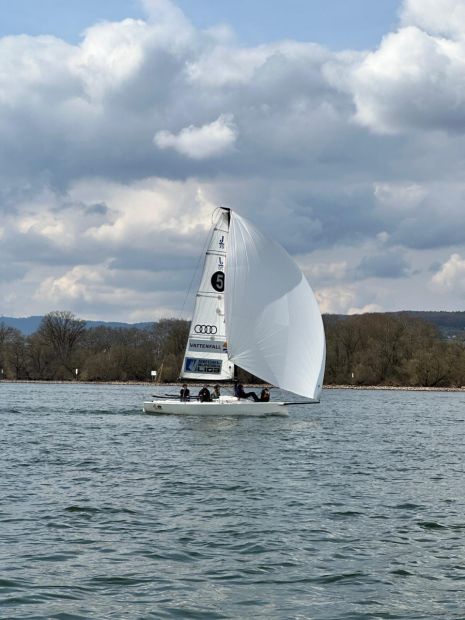 Das Team vom Segelclub Rheingau beim Training    Bild: SCR