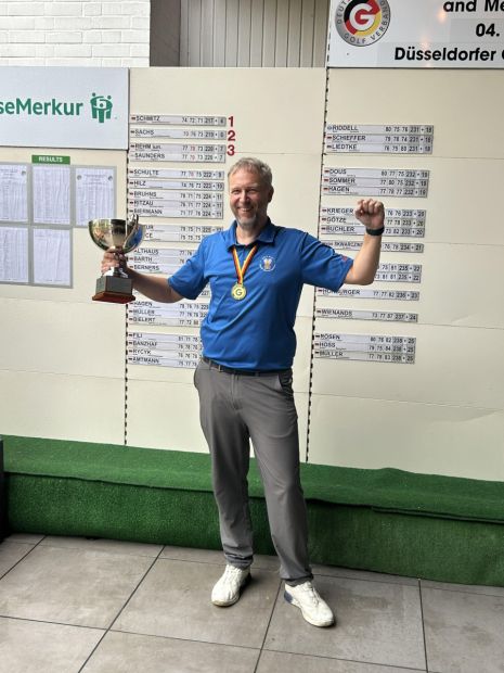 Christopher Schmitz gewinnt IAM der AK50