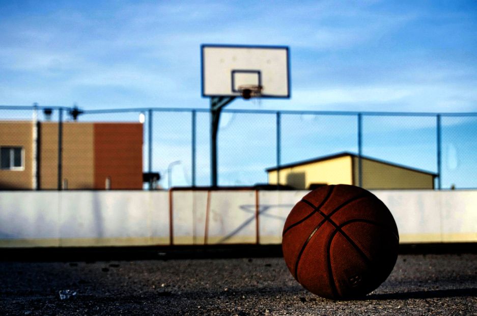 3x3-Basketball wird auf einem kleineren Feld mit drei Spielern pro Team gespielt – schnell, intensiv und mit hohem Tempo.Foto: Pixabay