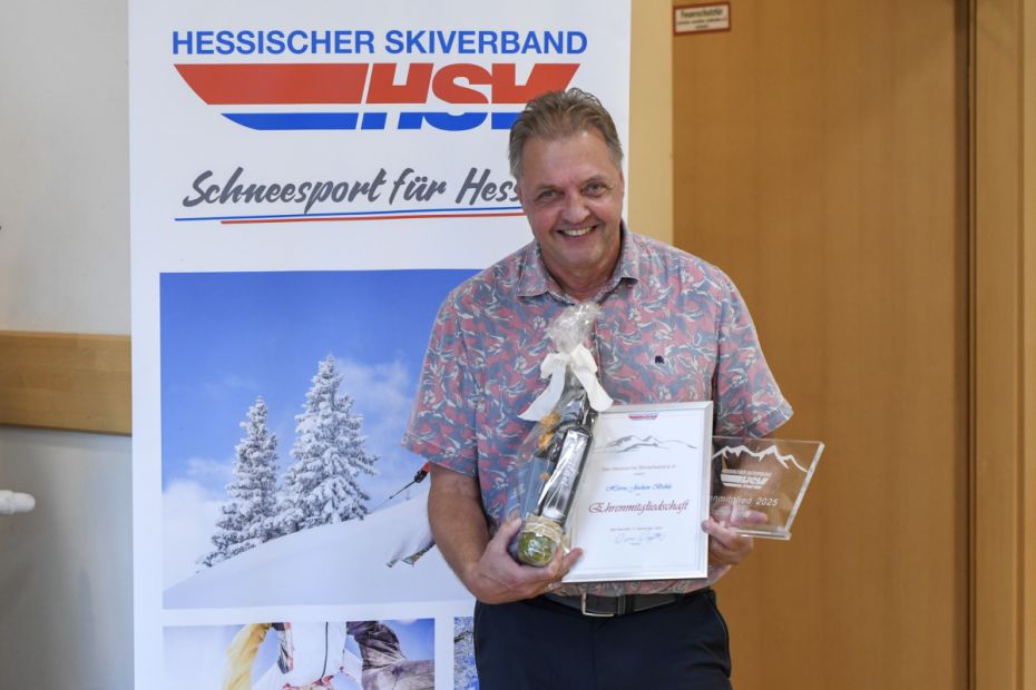 Jochen Behle wurde ebenfalls zum Ehrenmitglied ernannt    Bild: Jan Simon Schäfer