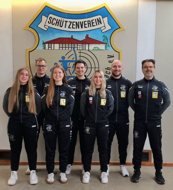 Die Luftgewehr-Bundesliga-Mannschaft des SV Hubertus Steinbach.