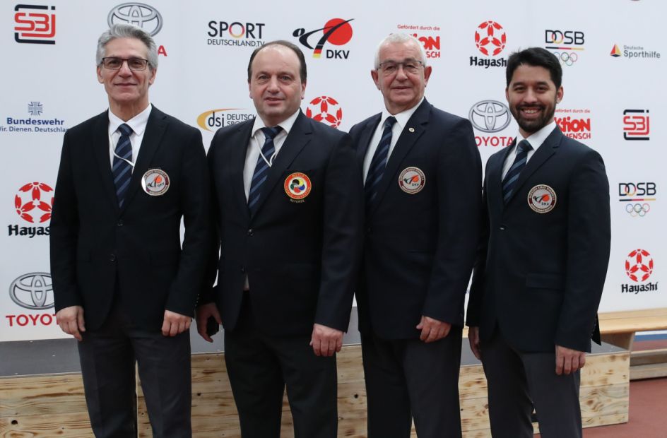 Kampfrichter Team Hessen v.l.: Ali Nedaee, Faruk Bayraktar, Peter Bankov, Dr. Yasin Islam    Bild: Martina Bier für den HFK