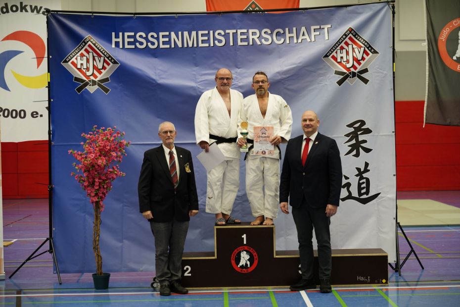 Katame no kata
1. Oehler, Achim - Orth, Hubertus (JC Grünberg / SV Fun-Ball Dortelweil)    Bild: Carsten Loos