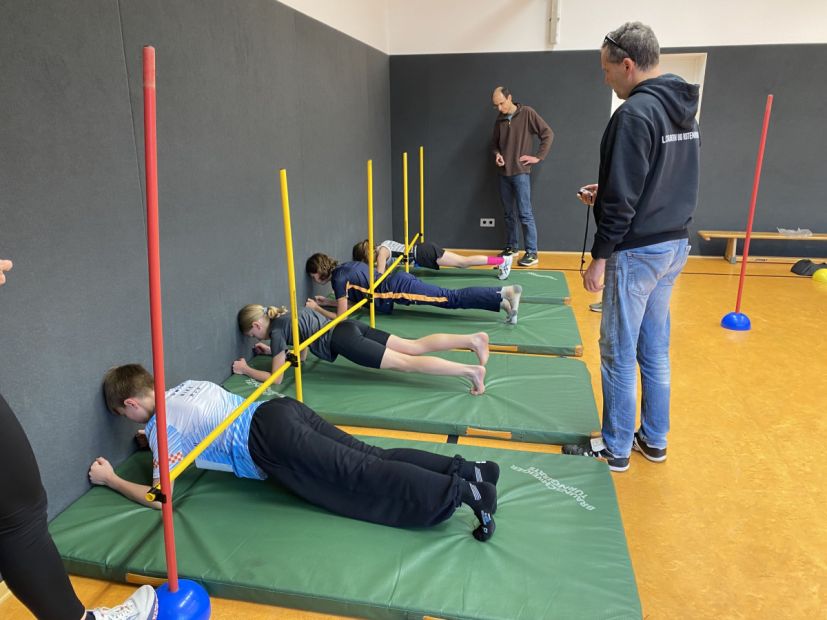 Athletik- und Krafttraining ist ein zentrales Element im ausdauerorientierten Training. Bei der Kadersichtung des Hessischen Triathlon Verbandes gehört der Bourban-Test zu den Standardverfahren. Bild: Tanja Weber