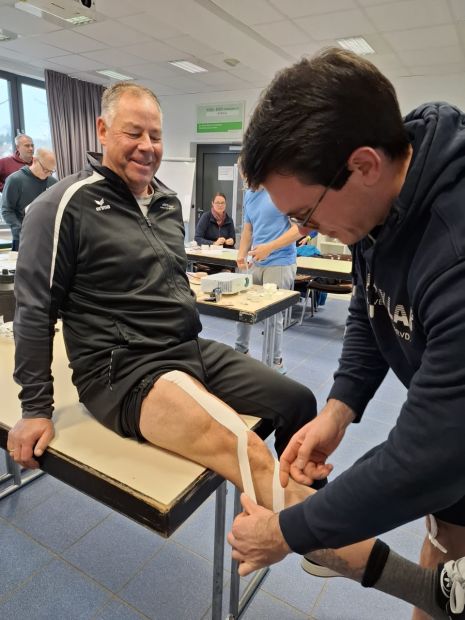 Praxisbeispiel Knie    Bild: Sonja Block