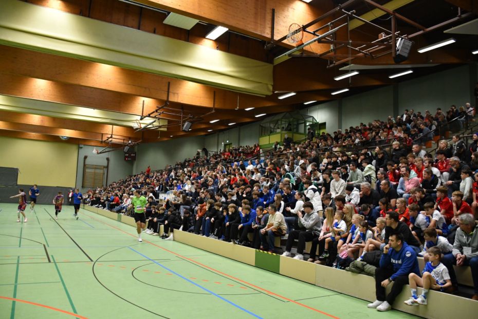 Volle Halle beim Finale des Deutschland-Cups
    Bild: David Delp