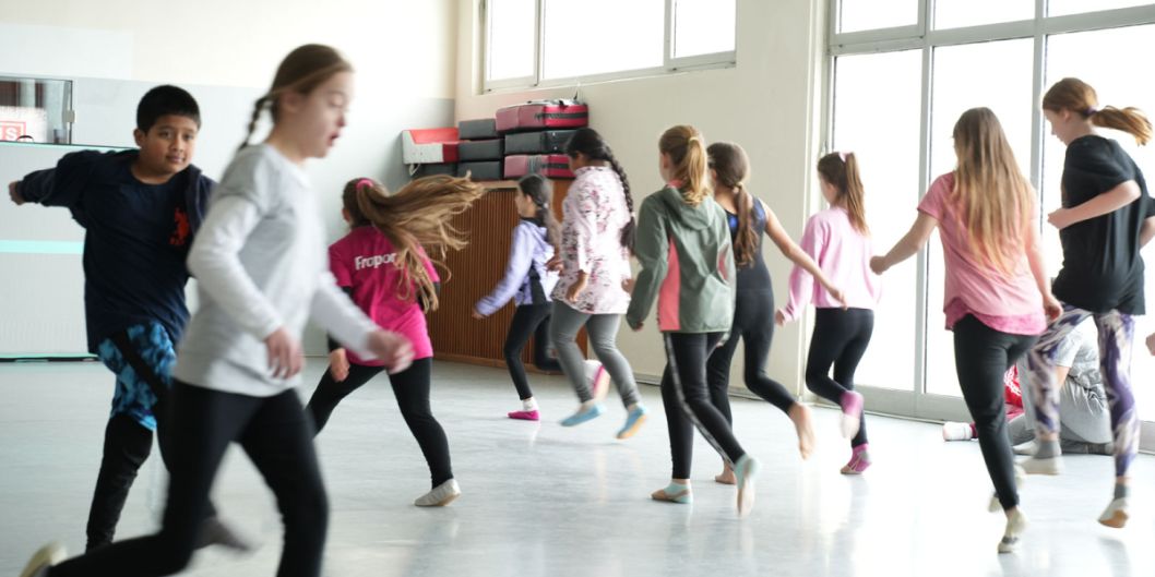 ... ein inklusives Tanzangebot mit dem ITTV Frankfurt e.V. ... Bild: Kevin Q Bui