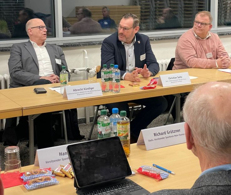Sport und Politik diskutieren vor den Kommunalwahlen