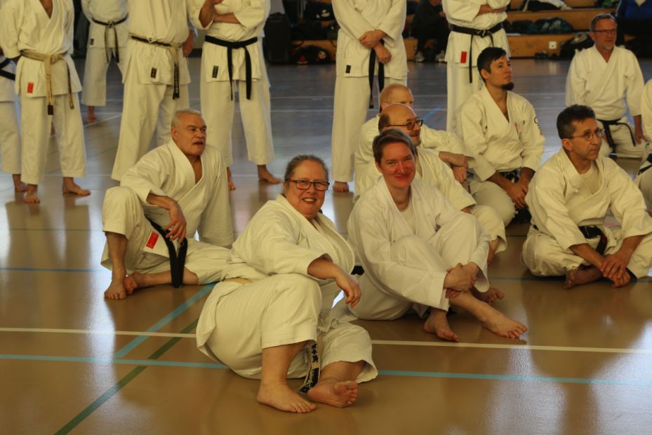 Viel Spaß auf dem Lehrgang Bild: Martina Bier (HFK Pressereferentin) für den HFK