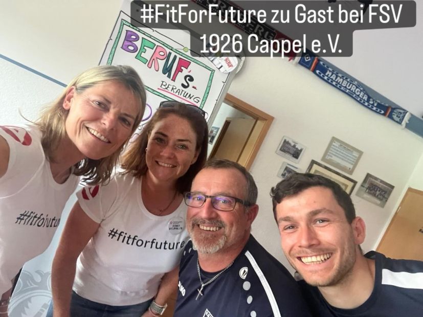 Das Team der Agentur für Arbeit und Trainer des FSV 1926 Cappel e.V.    Bild: Bianca Katzmarzik