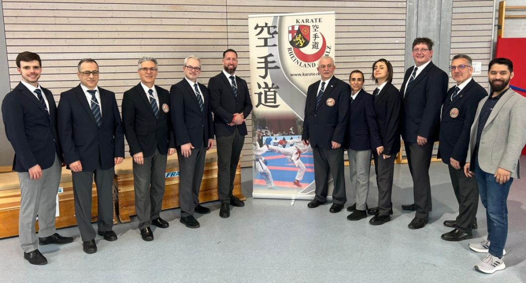 Hessisches Kampfrichterteam auf der Landesmeisterschaft des RKV    Bild: Dr. Yasin Islam für den HFK