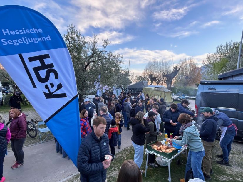 Grillabend der Hessischen Segeljugend    Bild: Dierk Conrad