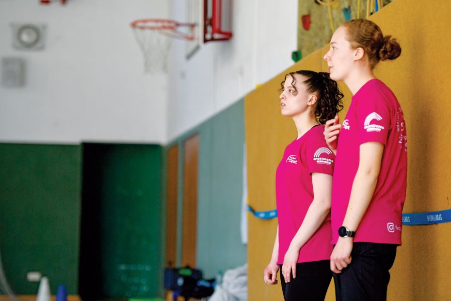 Ehrenamt im Tandem: Gemeinsam ein Ehrenamt ausführen, macht einfach mehr Spaß. Foto: SJH/Kai Peters