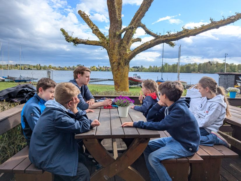 Nachbesprechung an Land    Bild: Patrick Beumer