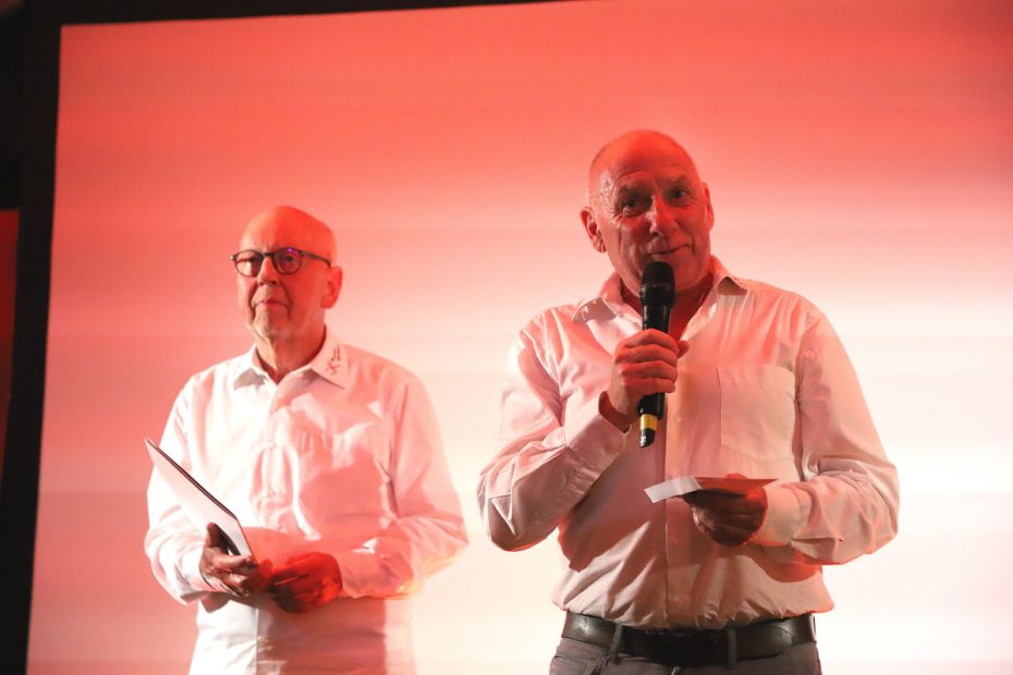 Grußwort und Laudatio von Hein-Peter Möller und Harald Piaskowski    Bild: Wolfgang Budenz - SC Eitra Dynamit Eiterfeld