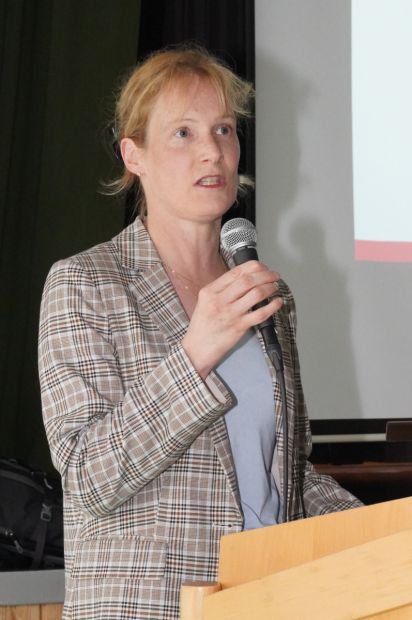 Birgit Weckler, 1. Kreisbeigeordnete, betonte, wie wichtig Sport für die Gesellschaft ist. Bild: Ralf Wächter