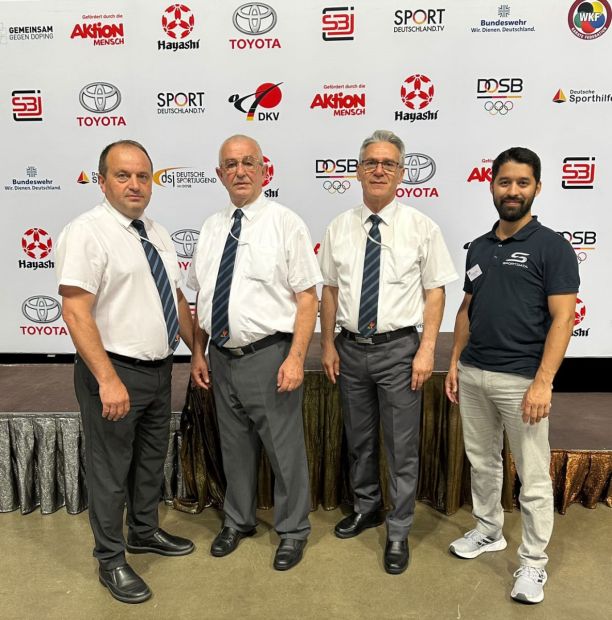 Kampfrichter aus Hessen v.l.: Faruk Bayraktar, Peter Bancov, Ali Nadaee, Dr. Yasin Islam     Bild: Christina Dannenberg (HFK SocialMediabeauftragte)