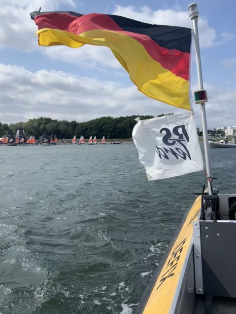 deutsches Betreuung- und Sicherungsboot    Bild: Minette Martin
