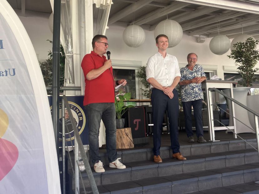 Dr. Robin Ruff (1. Sprendlinger Judo-Verein e.V., Mitte): Preisträger des Erich-Müller-Preises 2026 Bild: Jörg Moll (Offenbach Post)