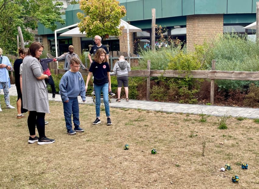 Cross-Boccia wird gleich ausprobiert