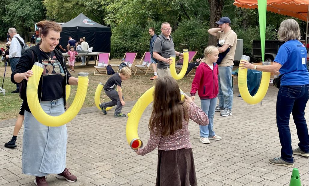 Pipe Juggling am Sportkreis-Stand
