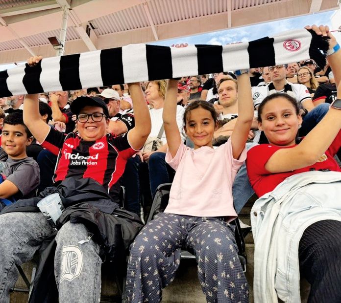 Der Besuch eines Eintracht-Spiels war für die Schüler*innen ein einmaliges Erlebnis und ein echter Gewinn.