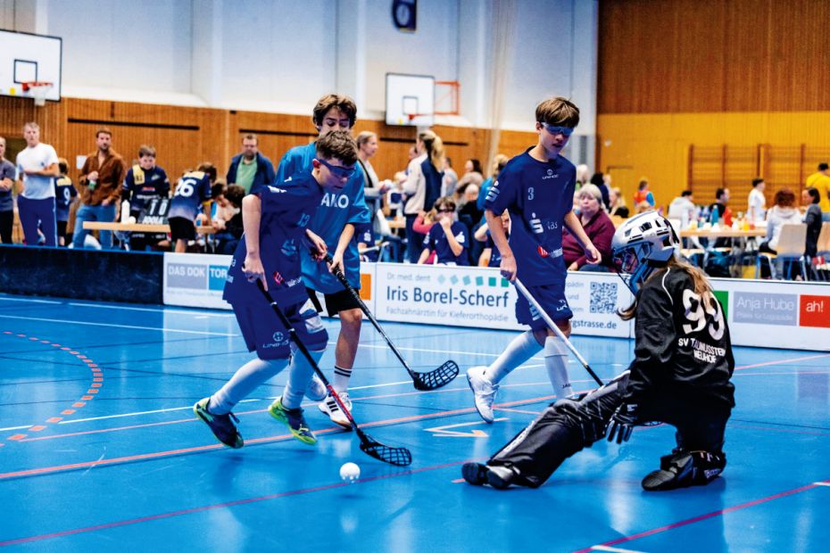 Nur elf Vereine sind dem Hessischen Floorball-Verband aktuell angeschlossen. Bei Jugendlichen ist der Sport aber durchaus beliebt, etwa im Schulsport. Foto: Thorsten Janz