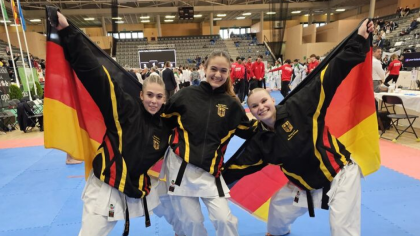 V.l.: Julie Stevens, Patricia Hebbel, Natalie Jürgensmann                Bild: Deutscher Karate Verband