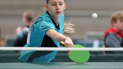 Nach ihrem zweiten Platz bei der Bundesrangliste der Jugend 13 war Kira Aeberhard mit Platz vier auch bei den Mädchen 15 sehr erfolgreich                Bild: Dr. Stephan Roscher