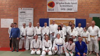 Gruppenbild ID-Judo-Lehrgang in Mühlheim                Bild: Helga Hofmann