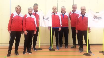 Der „harten Kern“ des Teams während einer kleinen Pause in Görsroth; von links: Gabi Ulbricht, Ursel und Theo Zimmermann, Karl-Heinz Cramer, Gerhard Müller, Willibald Ruhfaß und Hans Salzig.                 Bild: K. König