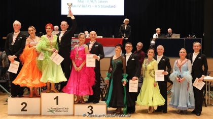 Die Siegerehrung der Masters IV S-Standard                Bild: Robert Panther