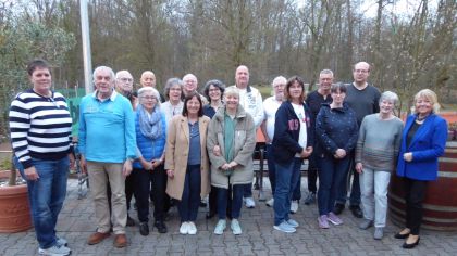 Prüferinnen und Prüfer mit Vertretern des Sportkreises Main-Kinzig e.V.                 Bild: Sportkreis Main-Kinzig e.V.