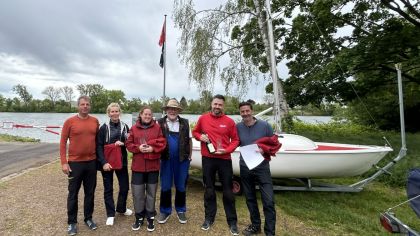 V.l.n.r.: Michael Altmann, Michaela Schmitt-Eckert (Platz 3), Marie-Christin Mai und Bernd Trost (Platz 2), Peter Hösel und Bastian Strauch (Platz 1)                Bild: Vanessa Jung