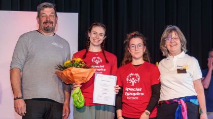Sina Lerch wird zur neuen Landeskoordinatorin “Fun Fitness” im Healthy Athletes Programm ernannt. Die Ernennung erfolgt durch Jörg Luckert, Lena Strätner und Heidemarie Krüger                Bild: Bernhard Vogt - Rotary 1820