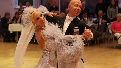 Thomas und Susanne Schmidt (Schwarz-Rot-Club Wetzlar)                Bild: Robert Panther