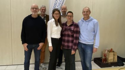 Das neu gewählte HTV-Präsidium mit v.l. Ralf Stolz (Kampfrichterobmann), Roland Limberg (Jugend), Katja Schneider (Präsidentin), Martin Trainotti (Finanzen), Annette Albers (Veranstaltungen)  und Jochen Marly (Sportentwicklung).                Bild: Tanja Weber