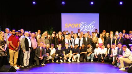 Gruppenbild am Ende der Sportgala 2024                Bild: Kreisverwaltung Groß-Gerau